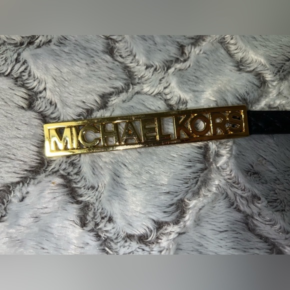 COPY - Michael Kors Belt - Picture 5 of 9